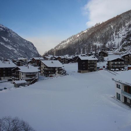 Haus Aurora Saas-Grund Exterior foto