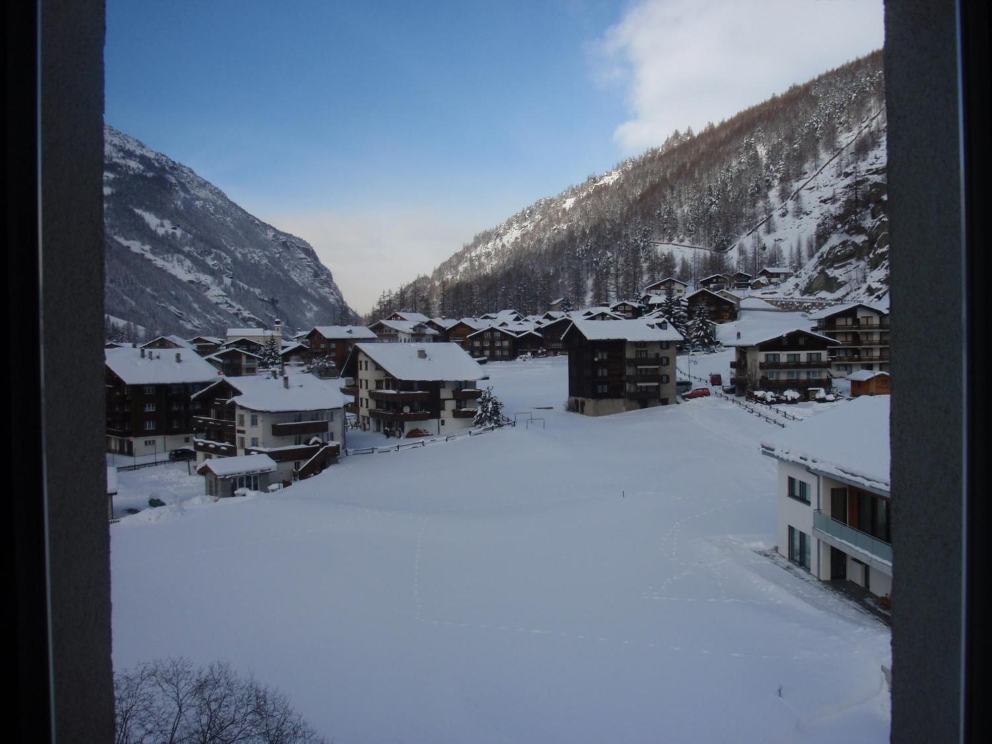 Haus Aurora Saas-Grund Exterior foto